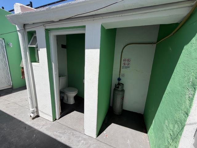 To Let 1 Bedroom Property for Rent in Sea Point Western Cape